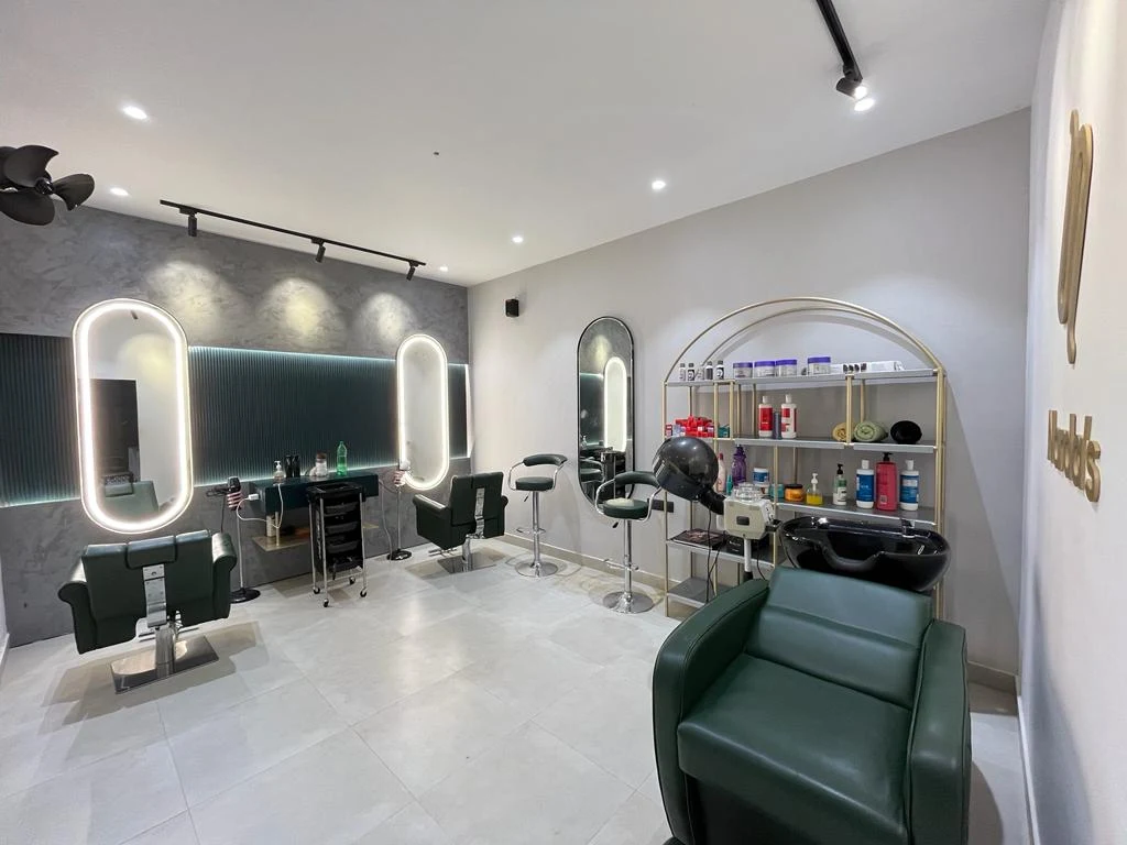 Narda’S Beauty Parlour Kottakunnu