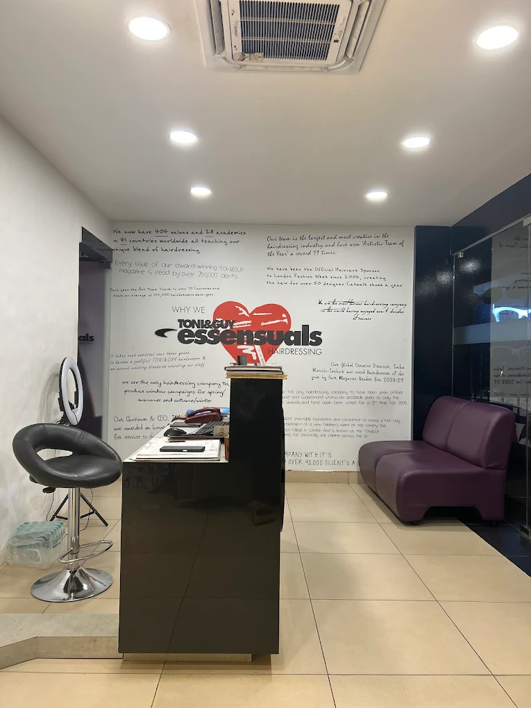 Essensuals by Toni&Guy Malappuram